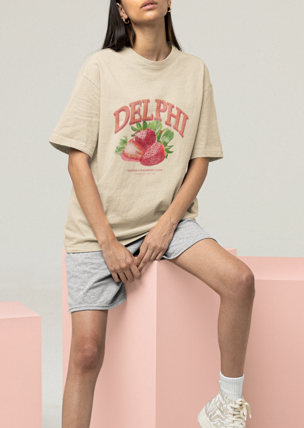 Delphi Strawberry Farms | Graphic Tee